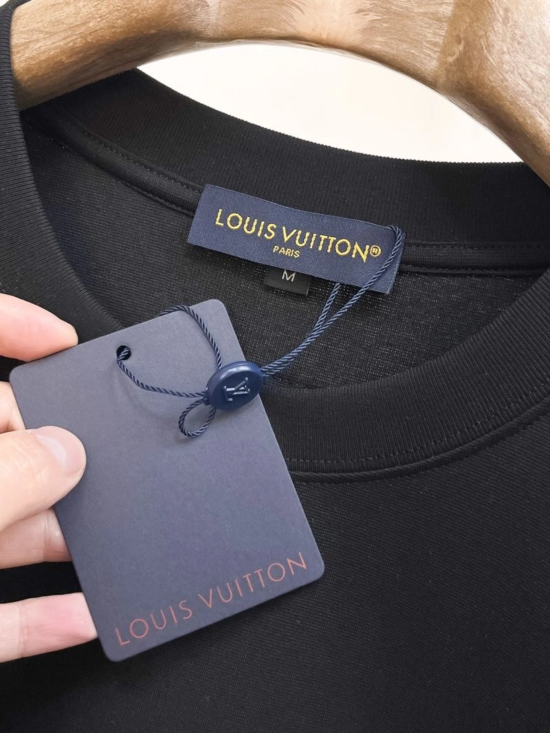 ComfortFit Louis Vuitton T-Shirts 132561
