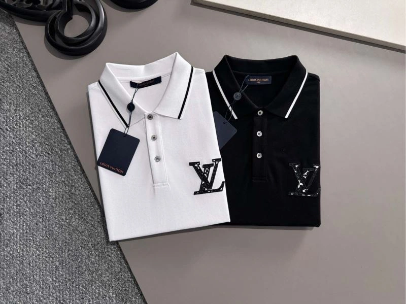 Snug Louis Vuitton T-Shirts 132547