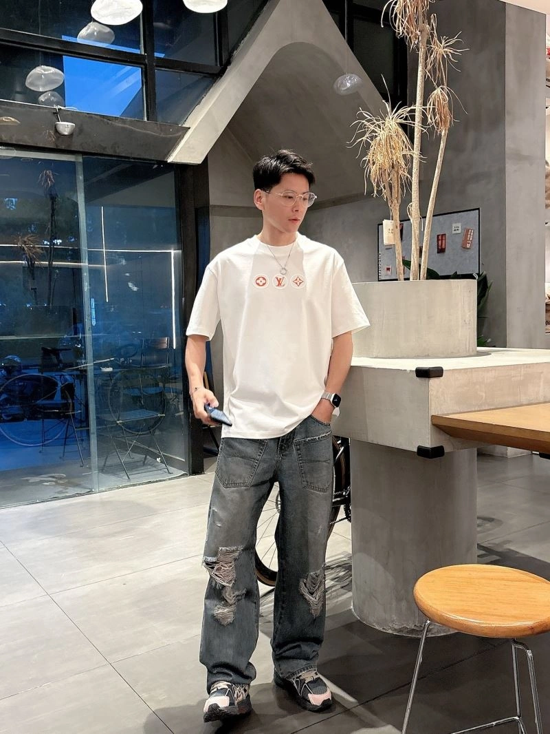 Louis Vuitton T-Shirts Original 132556