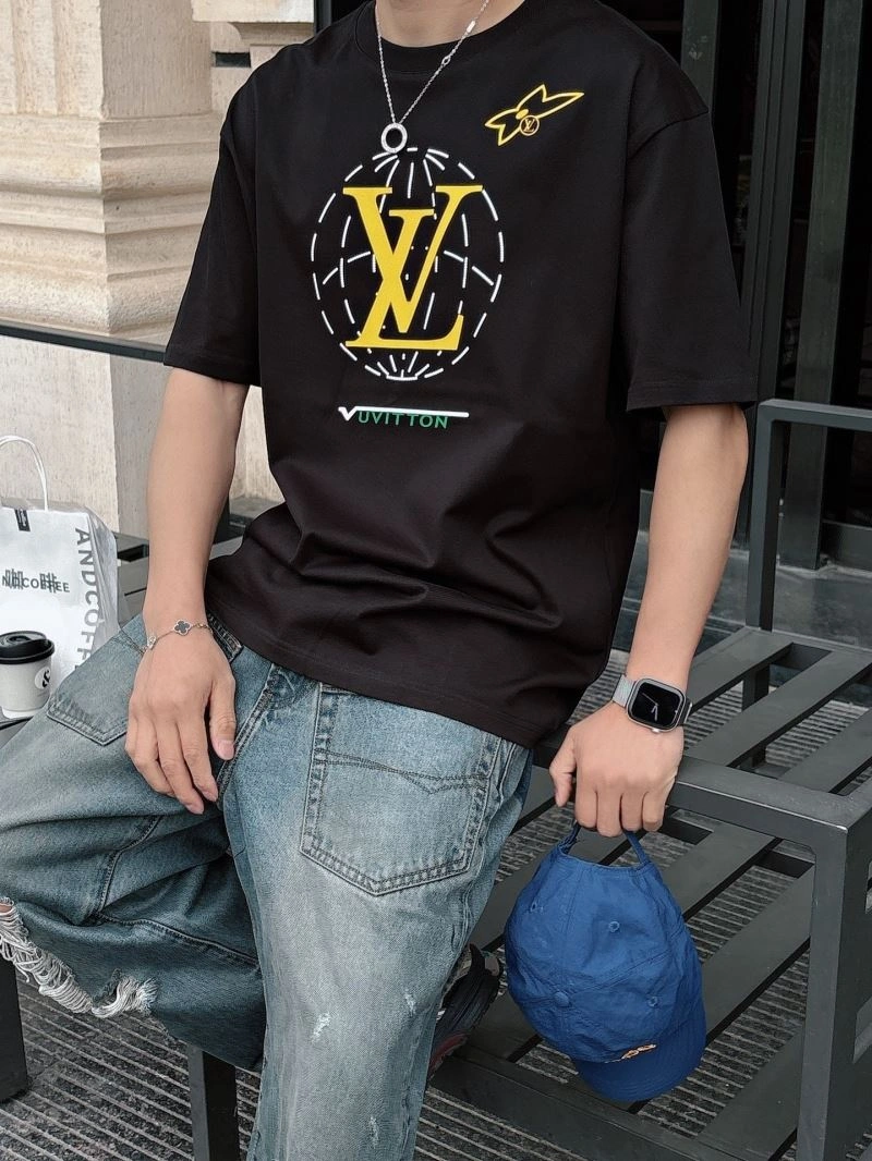 Attractive Louis Vuitton T-Shirts 132532