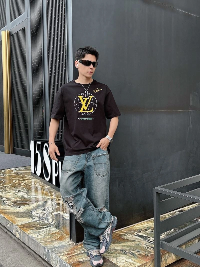 Attractive Louis Vuitton T-Shirts 132532