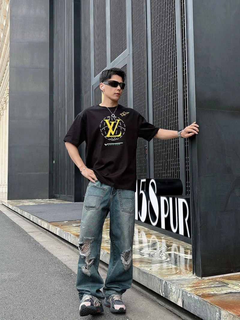 Attractive Louis Vuitton T-Shirts 132532