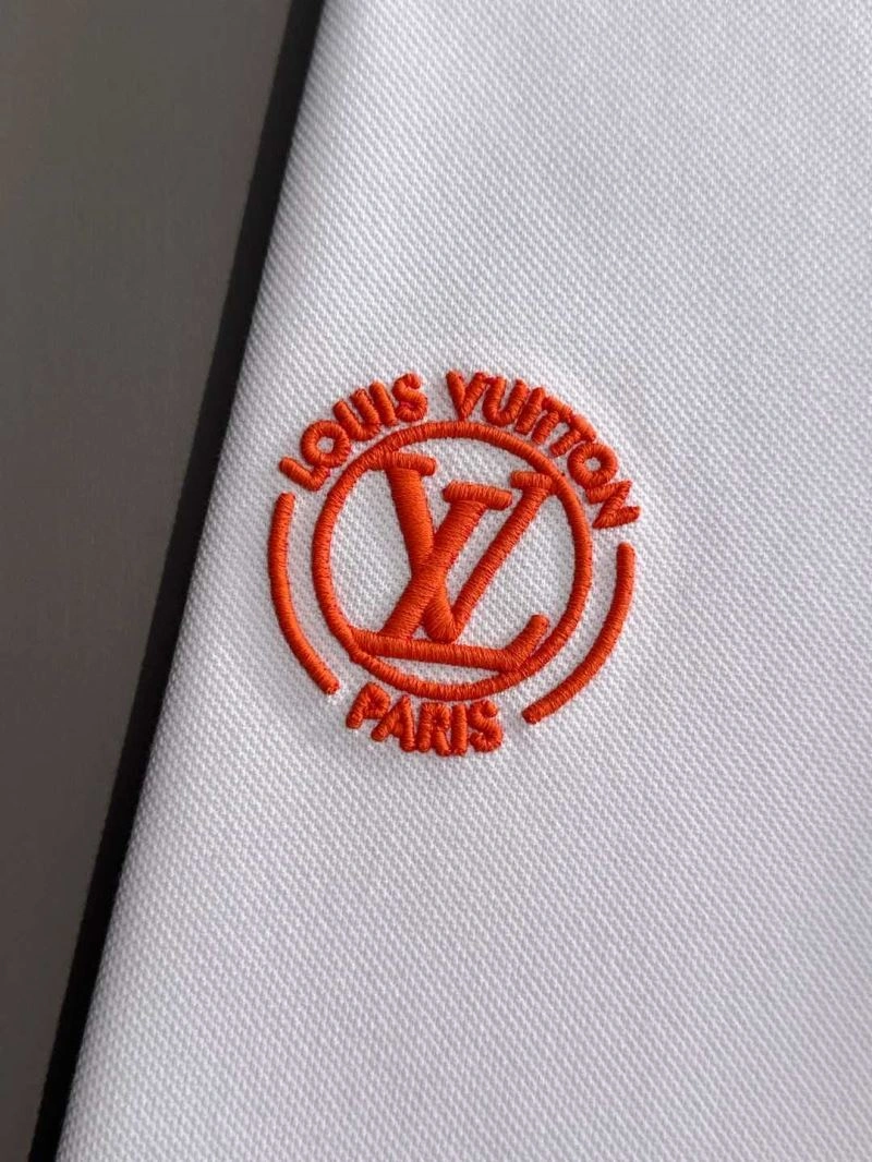 Comfortable Louis Vuitton T-Shirts 132537