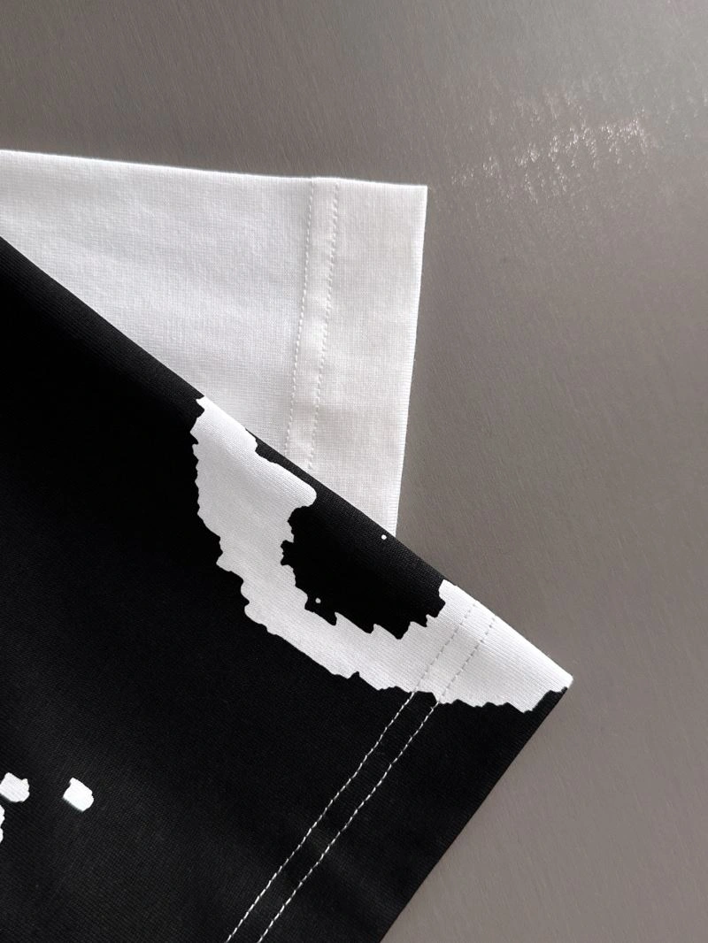 FashionForward Louis Vuitton T-Shirts 132554