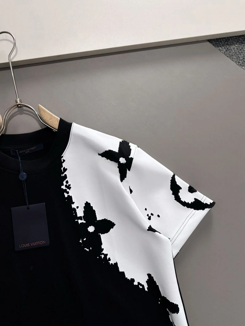 WellDesigned Louis Vuitton T-Shirts 132534