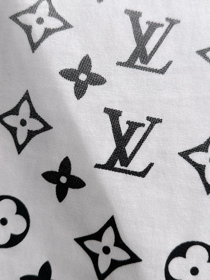 Louis Vuitton T-Shirts GoAnywhere 132536