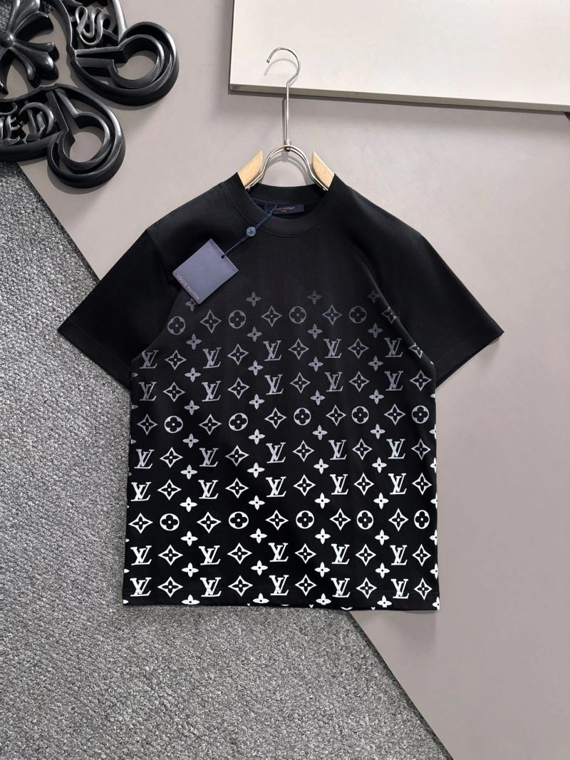 Practical Louis Vuitton T-Shirts 132549