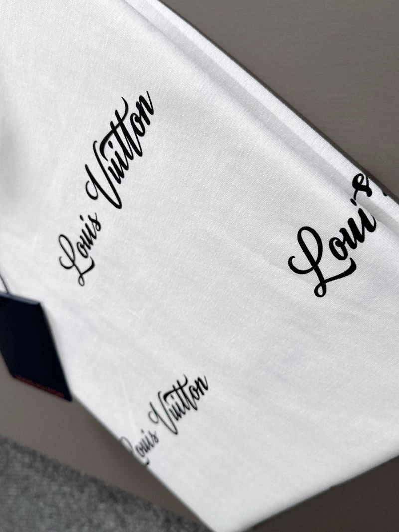 Louis Vuitton T-Shirts Comfortable 132550