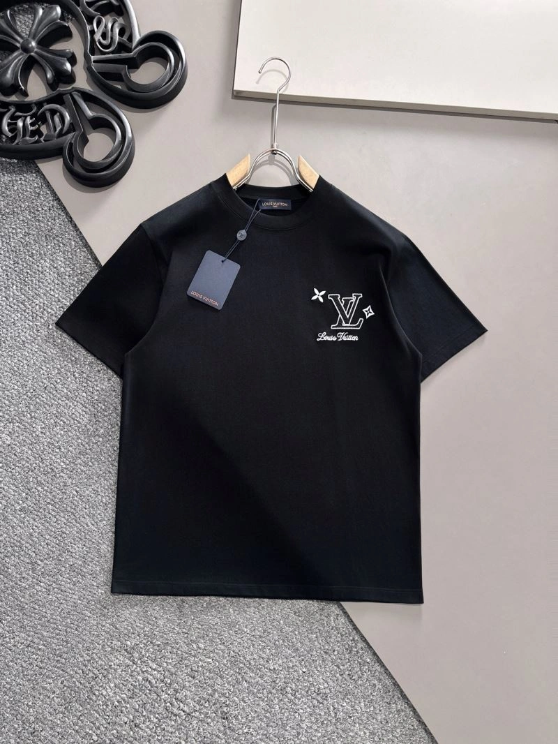 Stylish Louis Vuitton T-Shirts 132605