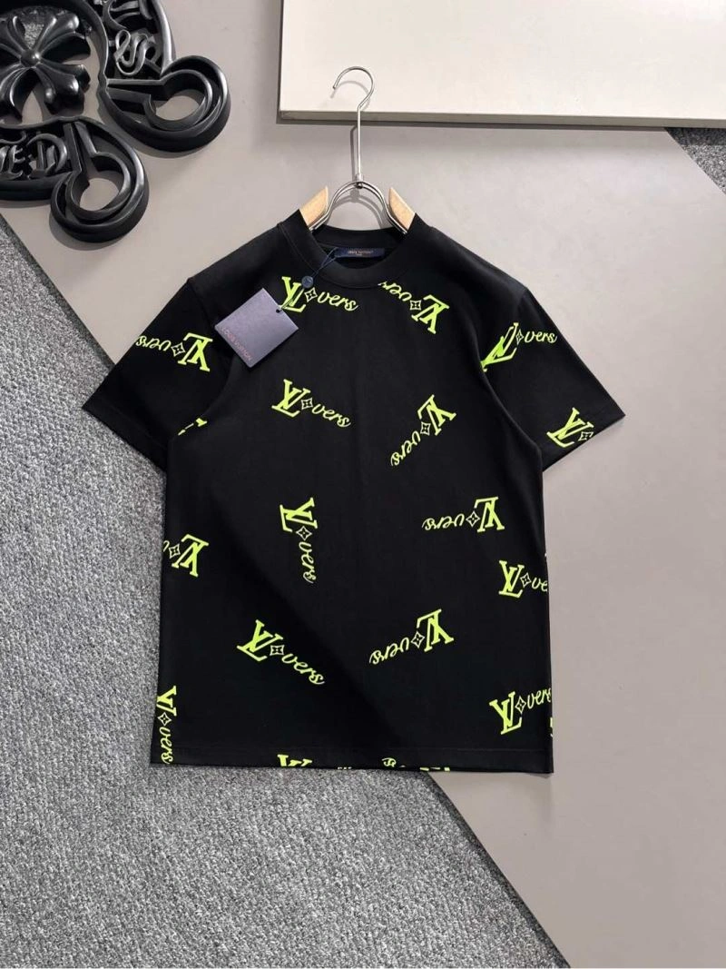 Louis Vuitton T-Shirts Seasonal 132528
