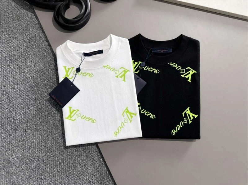 Louis Vuitton T-Shirts Seasonal 132528