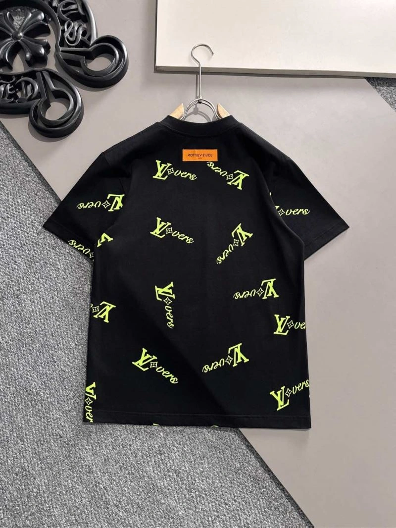 Louis Vuitton T-Shirts Seasonal 132528