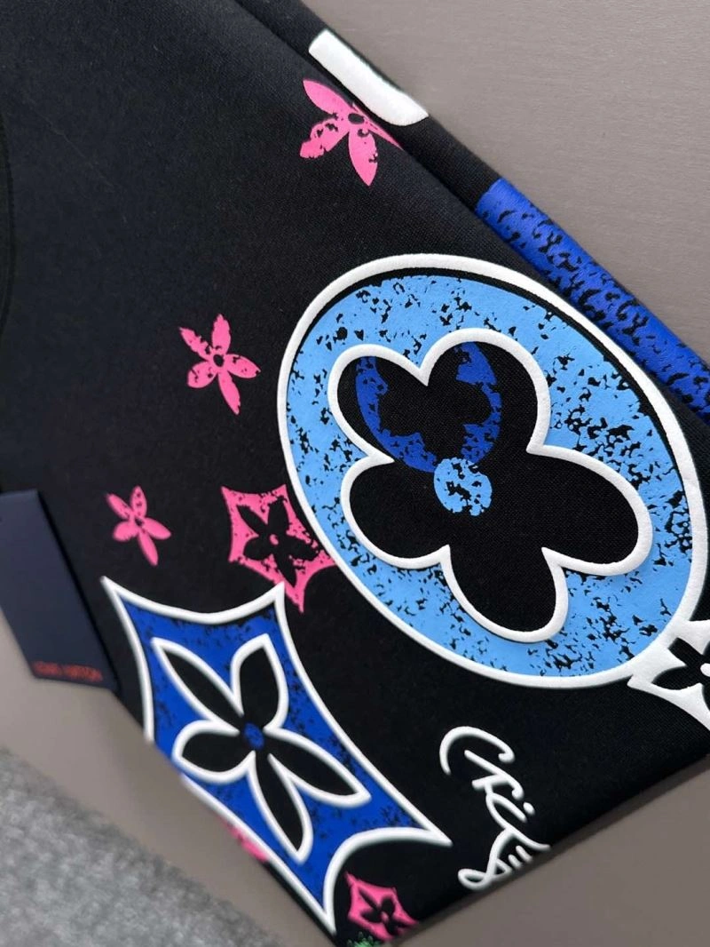 FreshLook Louis Vuitton T-Shirts 132521