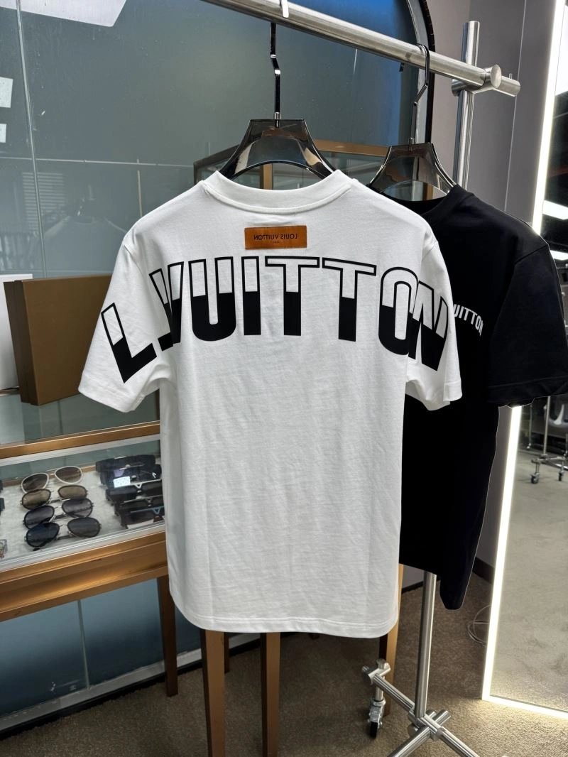 OdorResistant Louis Vuitton T-Shirts 132508
