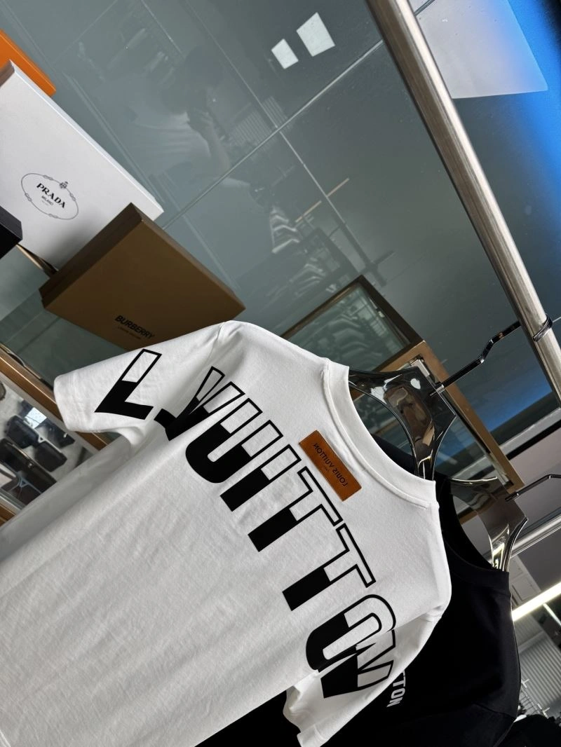 OdorResistant Louis Vuitton T-Shirts 132508
