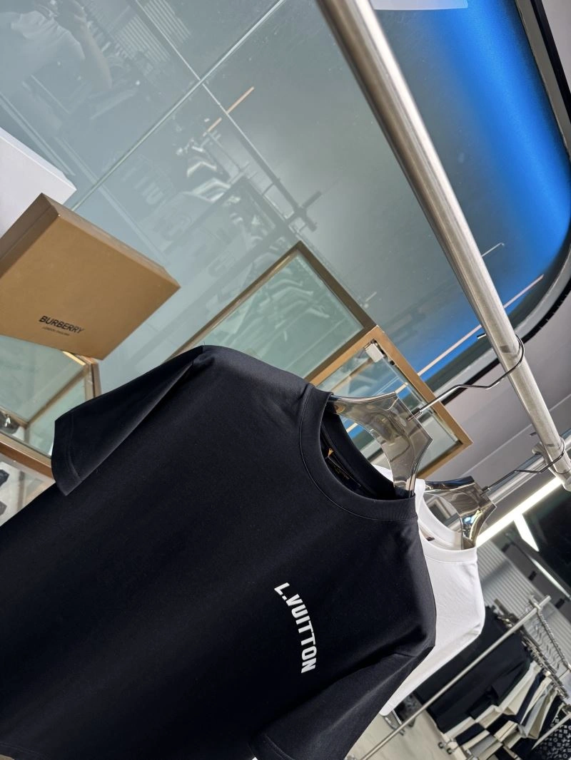 MultiPurpose Louis Vuitton T-Shirts 132499