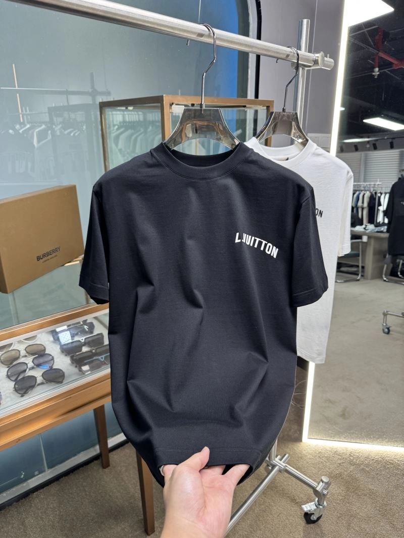 MultiPurpose Louis Vuitton T-Shirts 132499