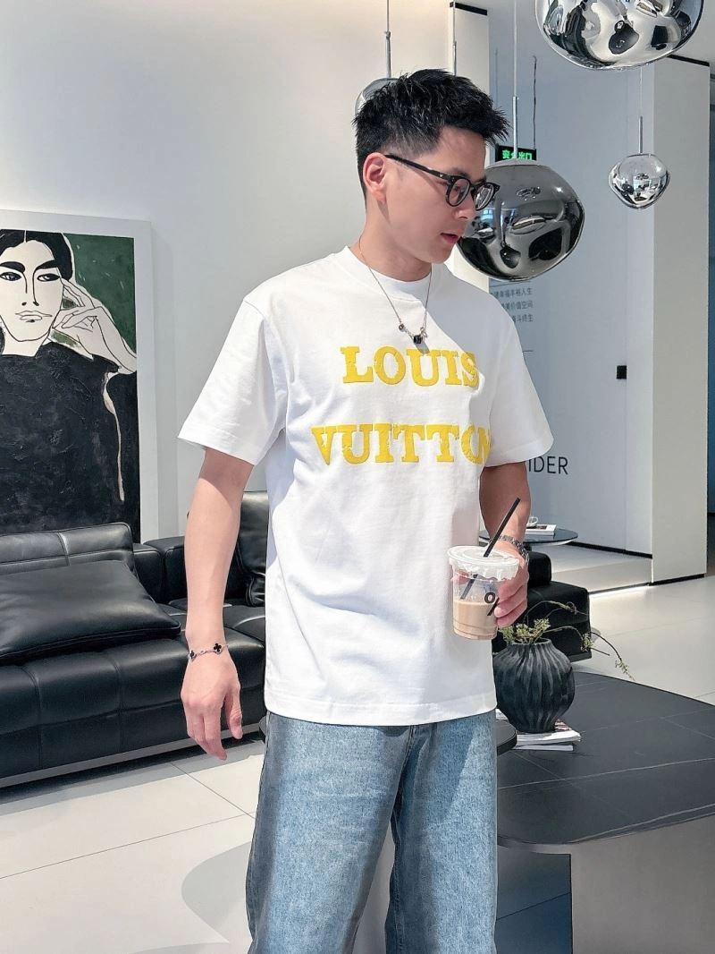 ComfortFit Louis Vuitton T-Shirts 132514