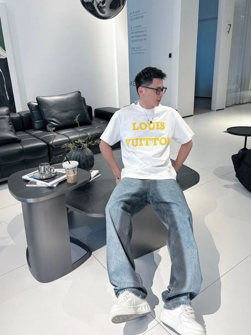 ComfortFit Louis Vuitton T-Shirts 132514