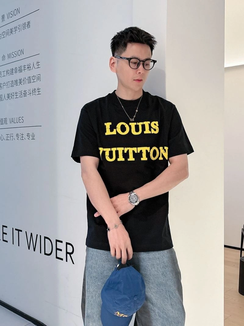 Louis Vuitton T-Shirts Affordable 132503