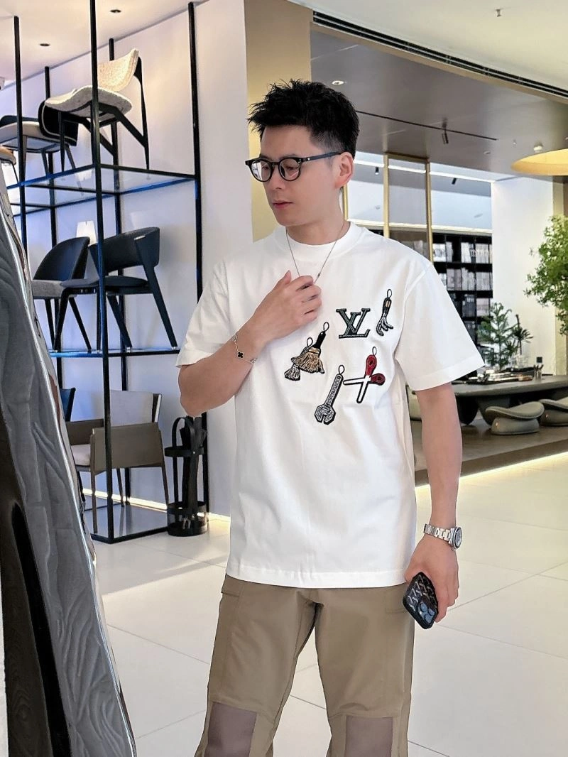 FlexibleFit Louis Vuitton T-Shirts 132507