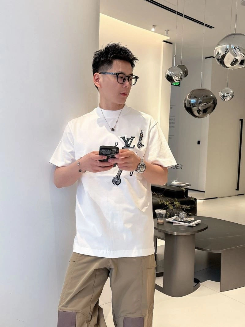 FlexibleFit Louis Vuitton T-Shirts 132507