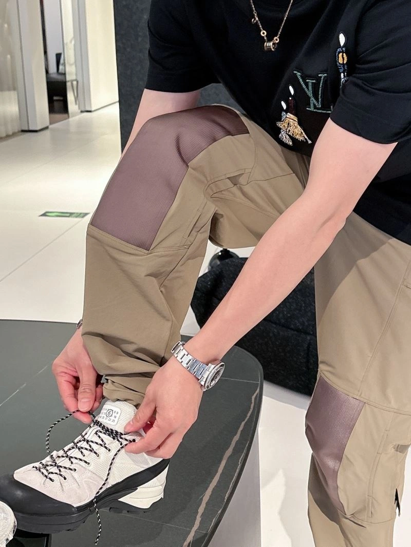 Flexible Louis Vuitton T-Shirts 132510