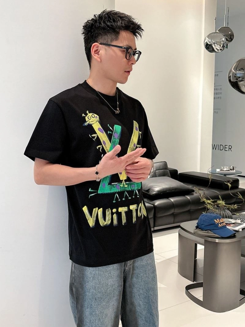 Louis Vuitton T-Shirts Youthful 132513