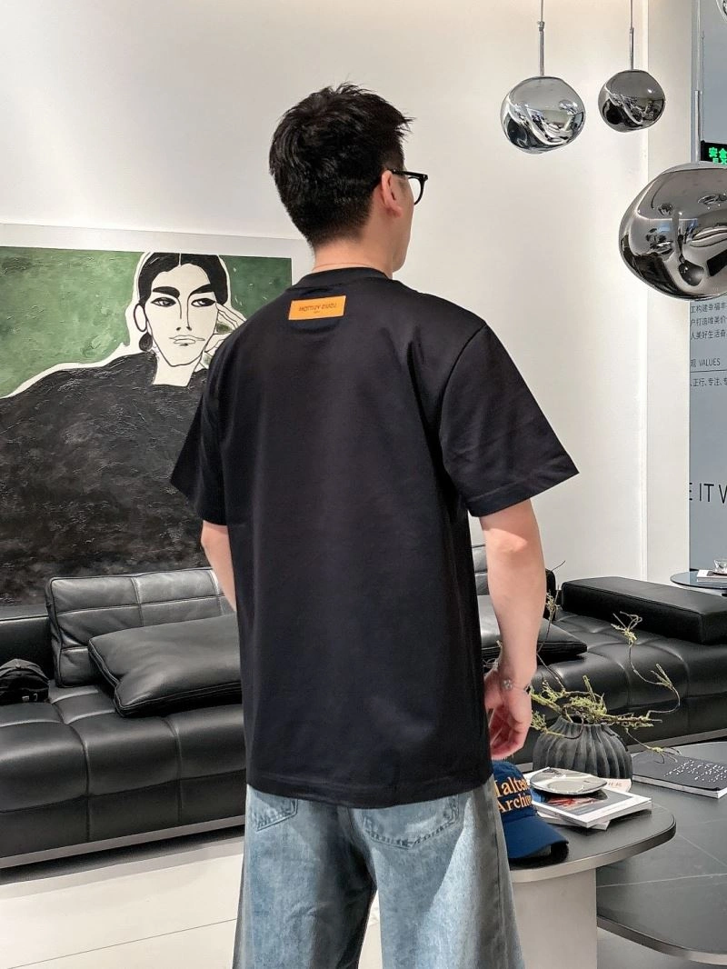 Louis Vuitton T-Shirts Youthful 132513