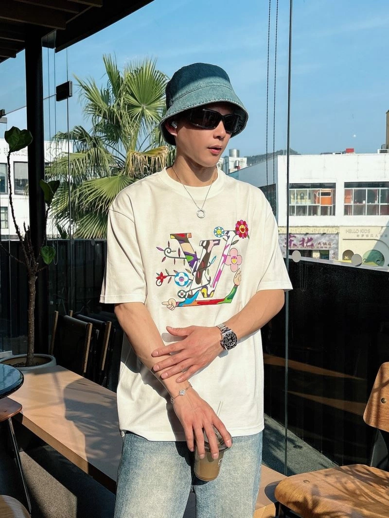 TechFriendly Louis Vuitton T-Shirts 132512