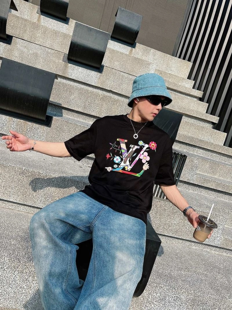 HighQuality Louis Vuitton T-Shirts 132505
