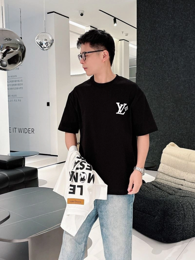 Louis Vuitton T-Shirts Durable 132506