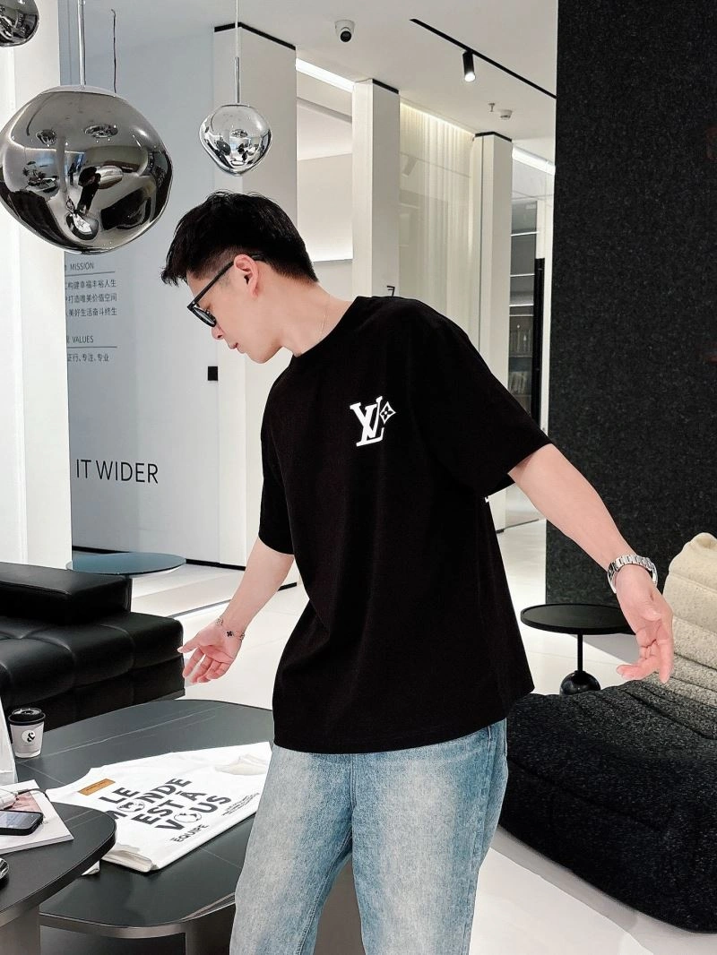 Louis Vuitton T-Shirts Durable 132506