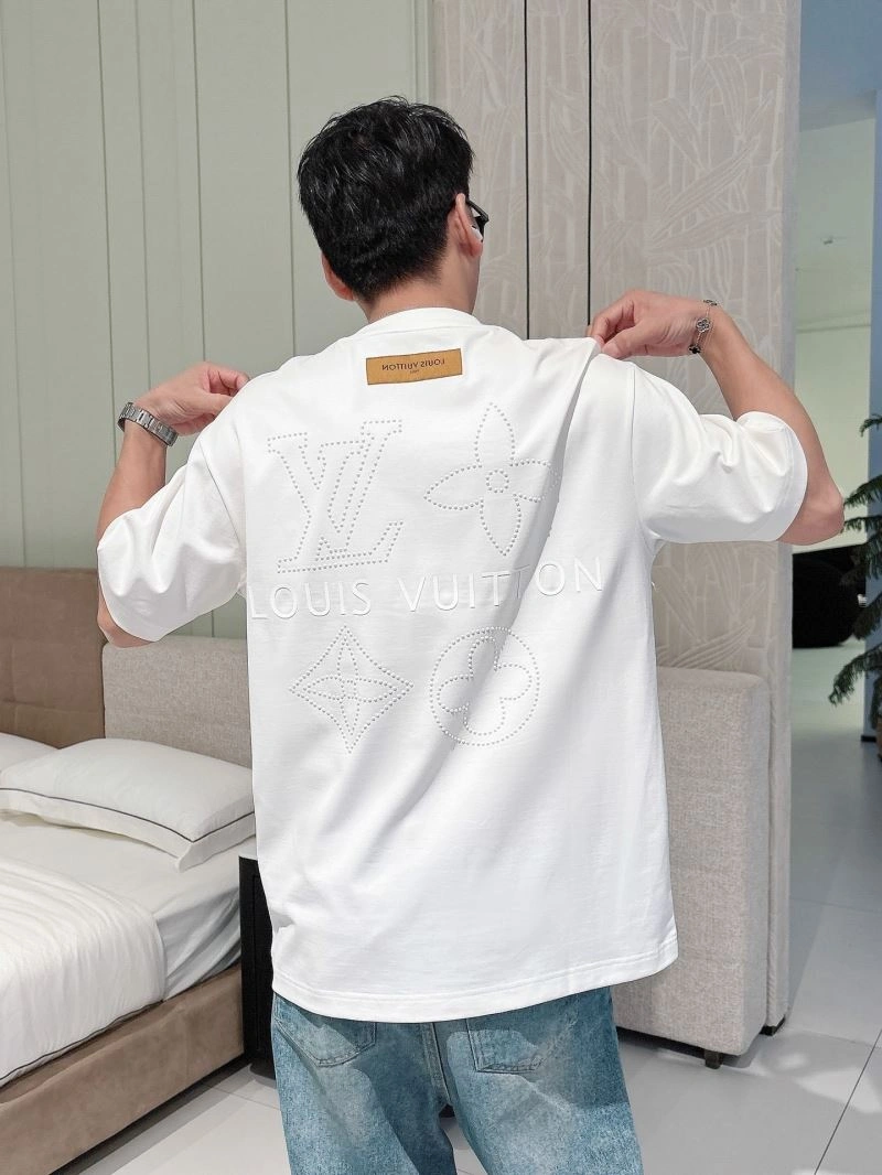 WellDesigned Louis Vuitton T-Shirts 132502