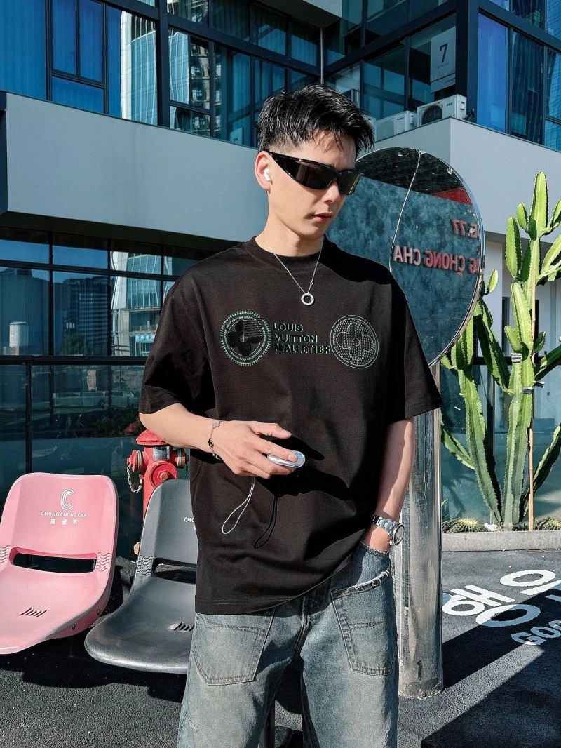 Colorful Louis Vuitton T-Shirts 132495