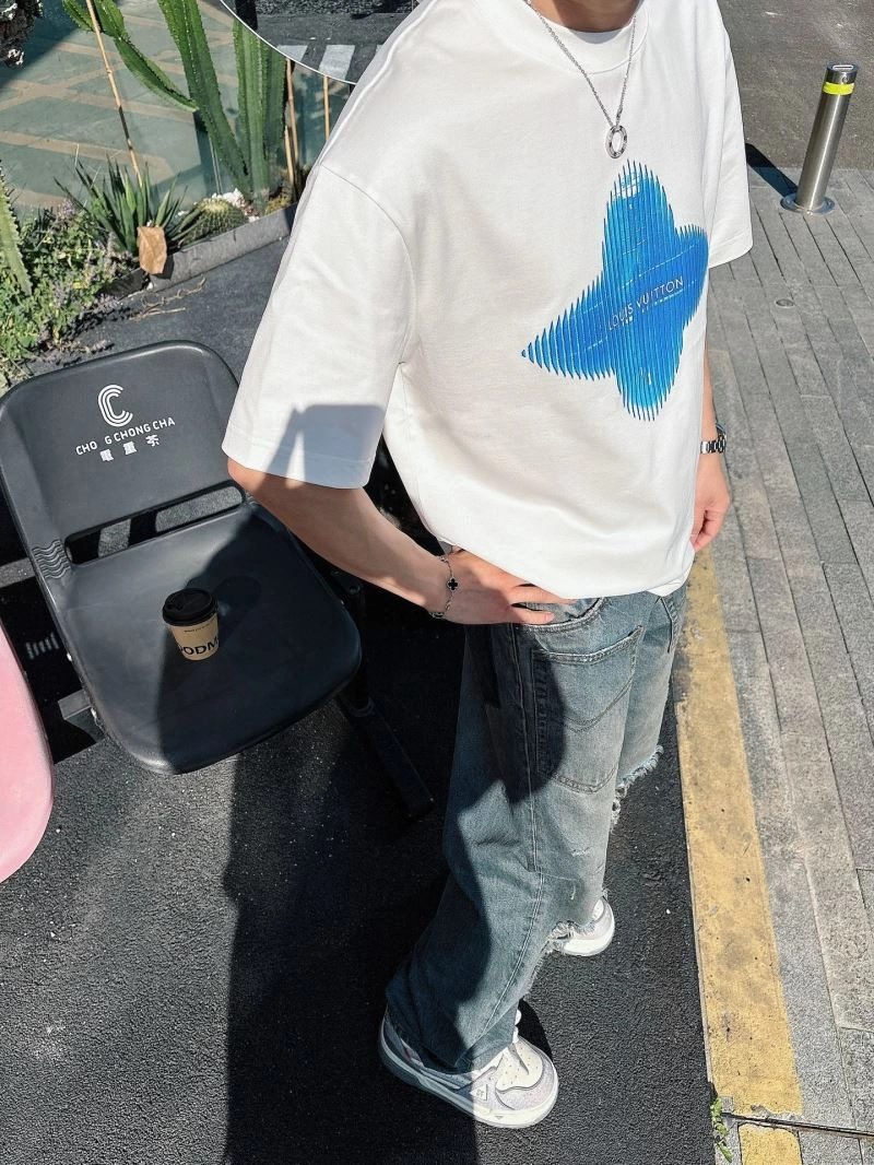 Louis Vuitton T-Shirts Affordable 132494