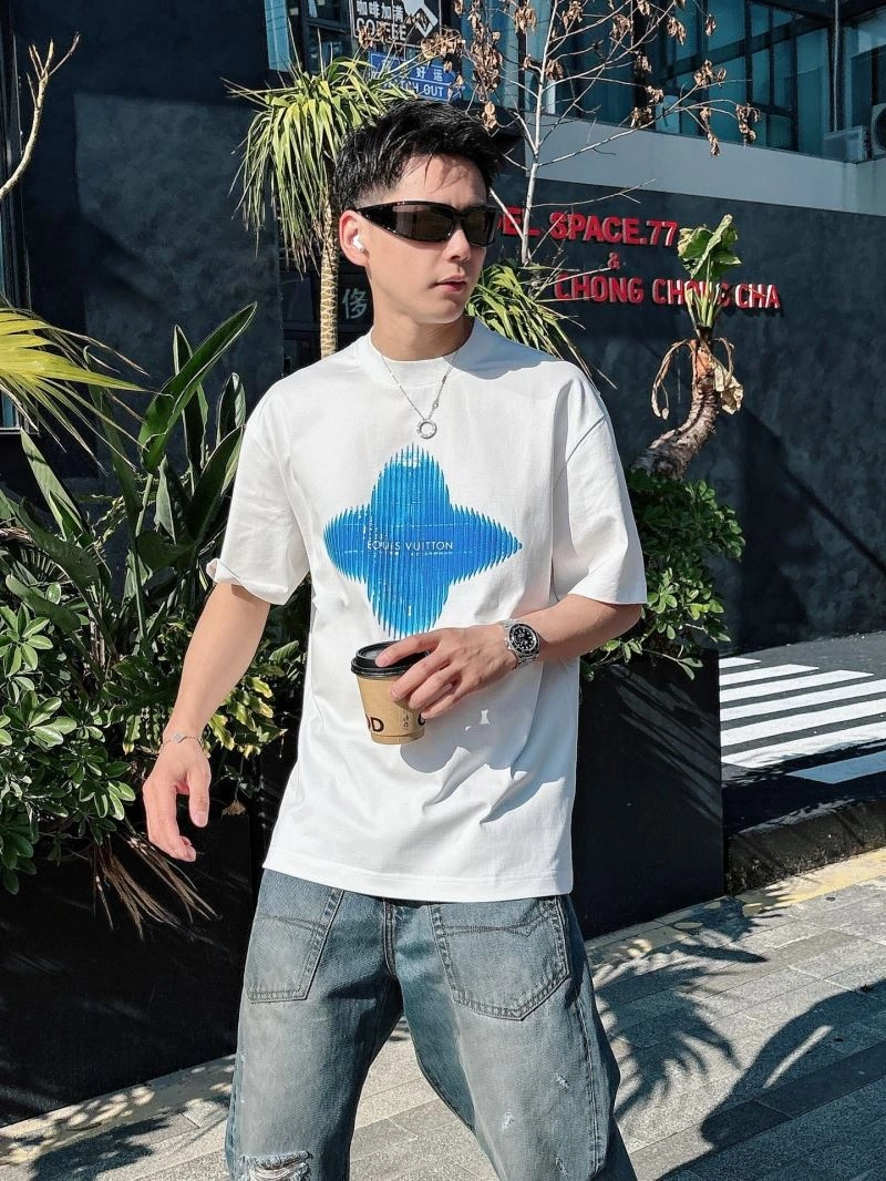 Louis Vuitton T-Shirts Affordable 132494