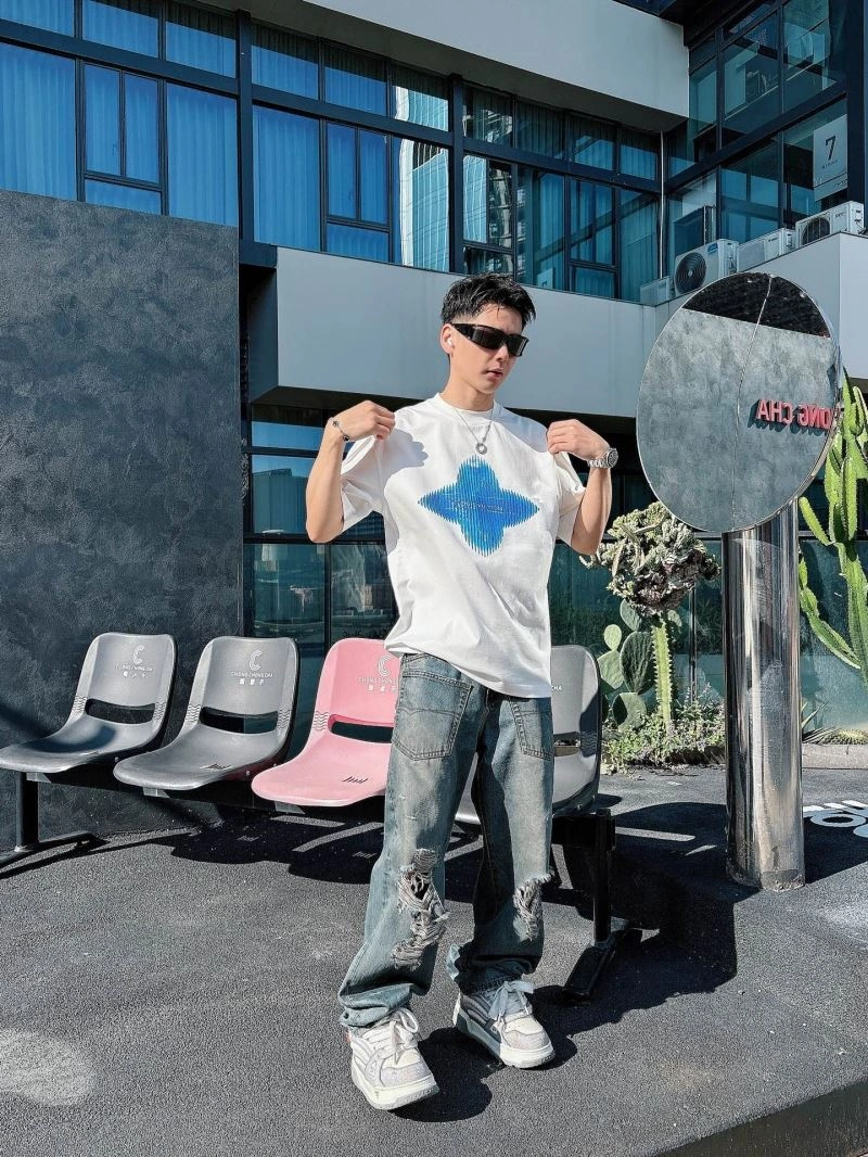 Louis Vuitton T-Shirts Affordable 132494