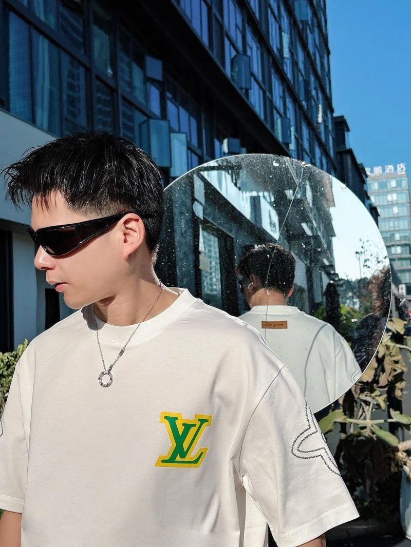 Youthful Louis Vuitton T-Shirts 132500