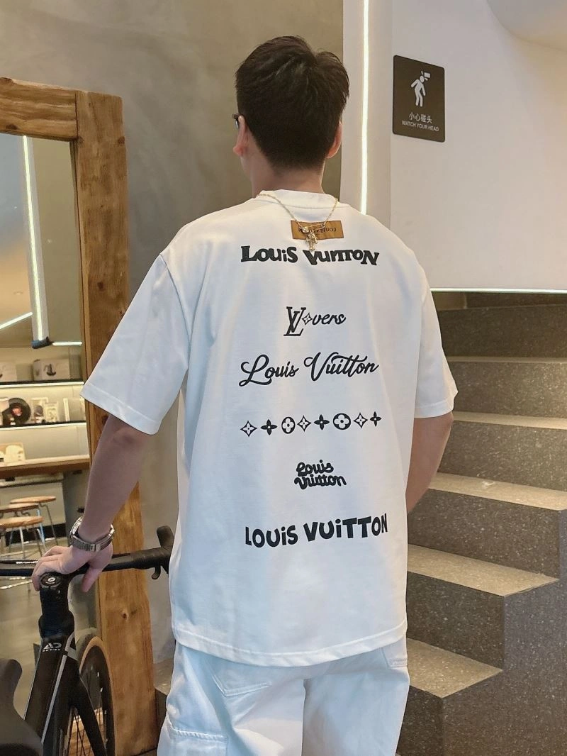 Louis Vuitton T-Shirts Comfortable 132497