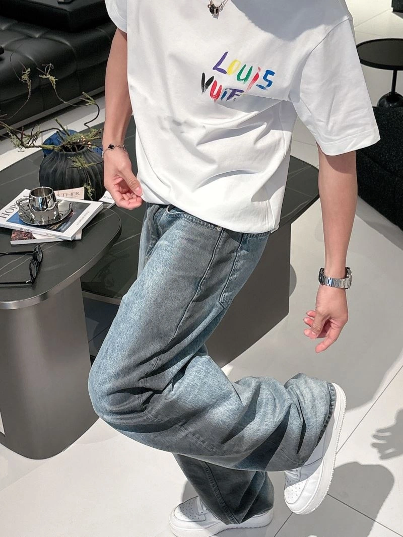 Supportive Louis Vuitton T-Shirts 132488