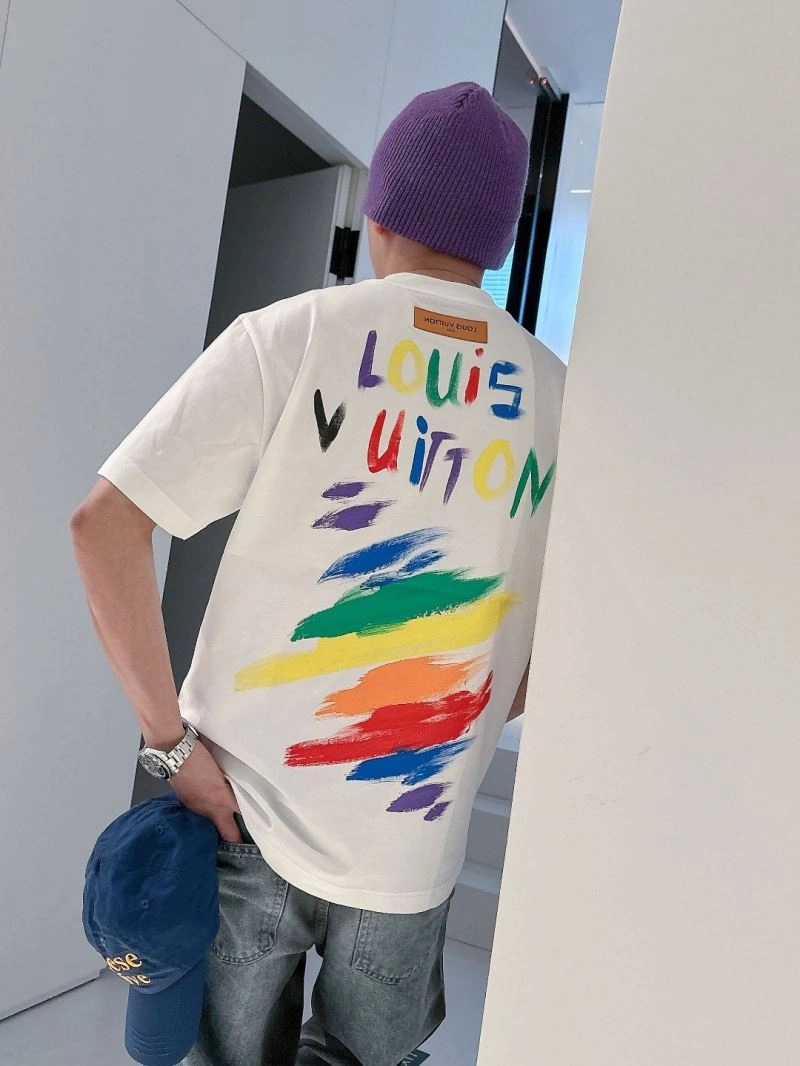 Supportive Louis Vuitton T-Shirts 132488