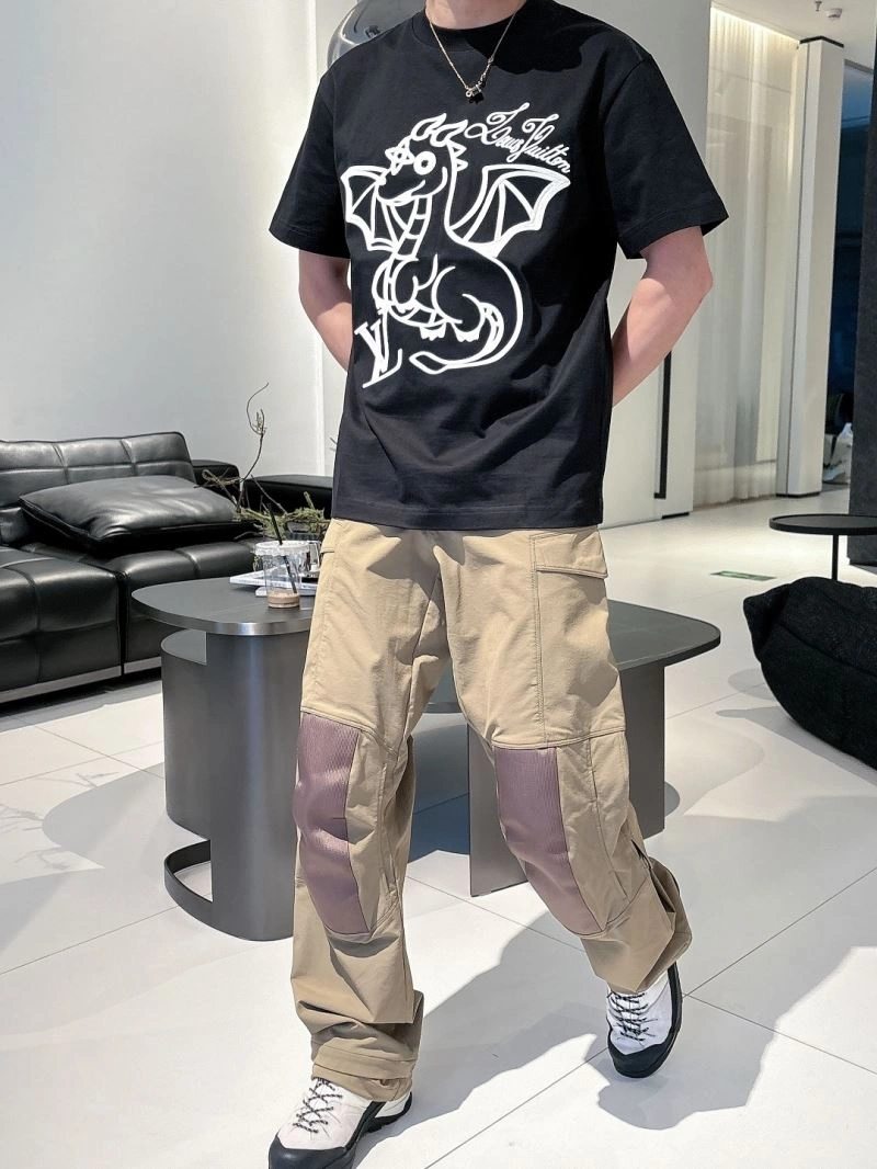 Contemporary Louis Vuitton T-Shirts 132486