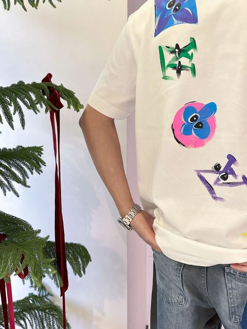 Louis Vuitton T-Shirts GoAnywhere 132478