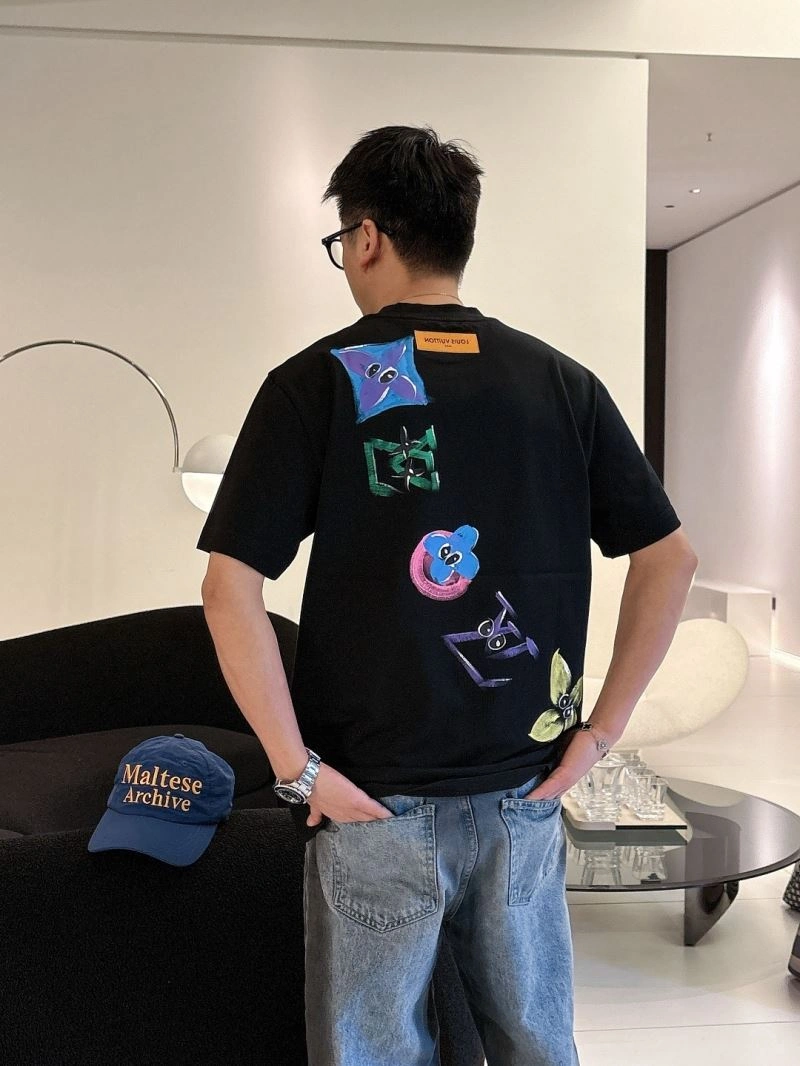 WellDesigned Louis Vuitton T-Shirts 132480