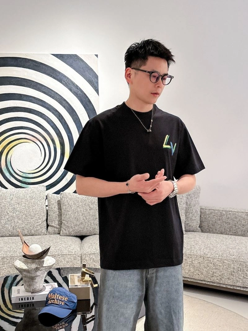 WellDesigned Louis Vuitton T-Shirts 132480