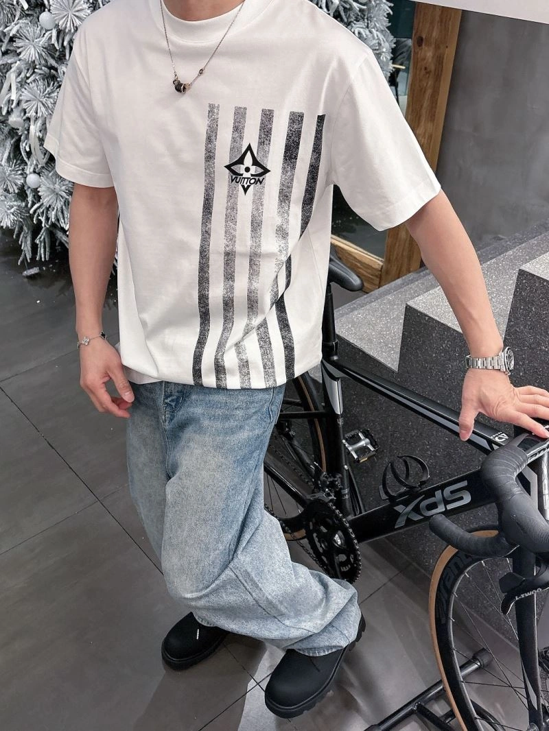Attractive Louis Vuitton T-Shirts 132477