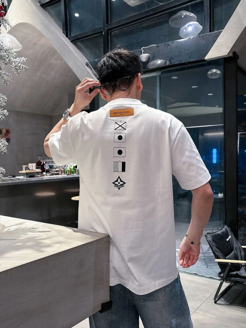 Attractive Louis Vuitton T-Shirts 132477