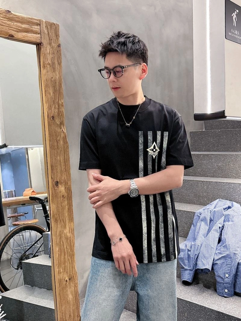 SunProtective Louis Vuitton T-Shirts 132467