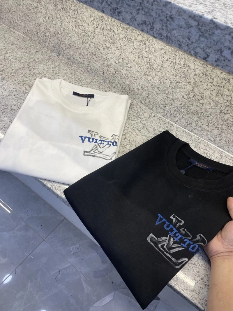 FlexibleFit Louis Vuitton T-Shirts 132470